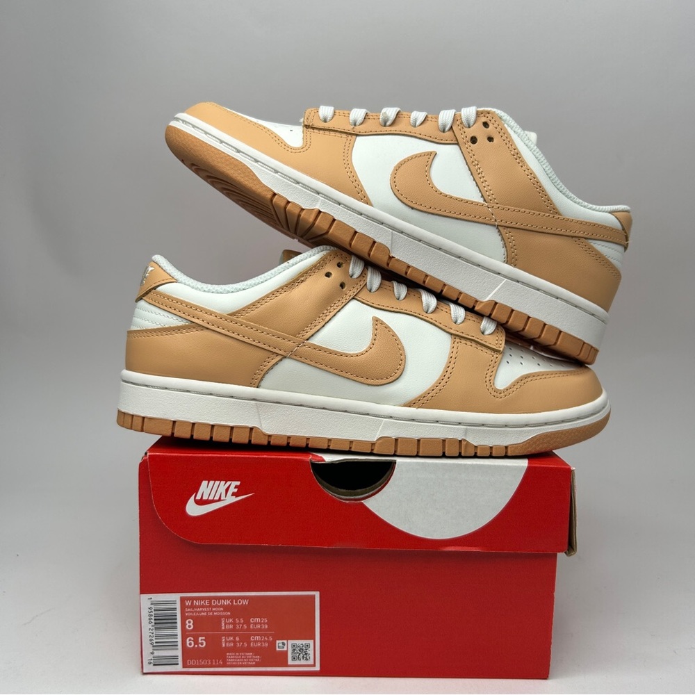 Nike Dunk Low WMNS “Harvest Moon” 2023 - Picture 1 of 4